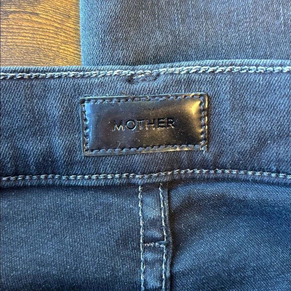 MOTHER Insider Crop Step Fray Jeans 25 faded black